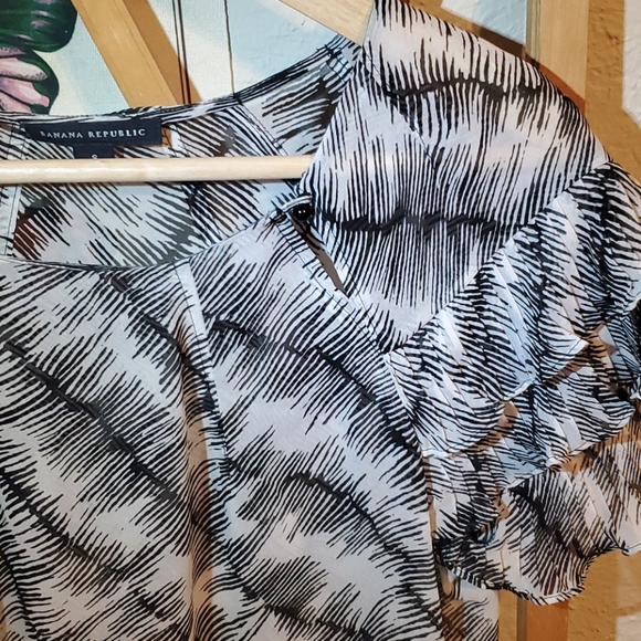 Silk blouse - Picture 2 of 3